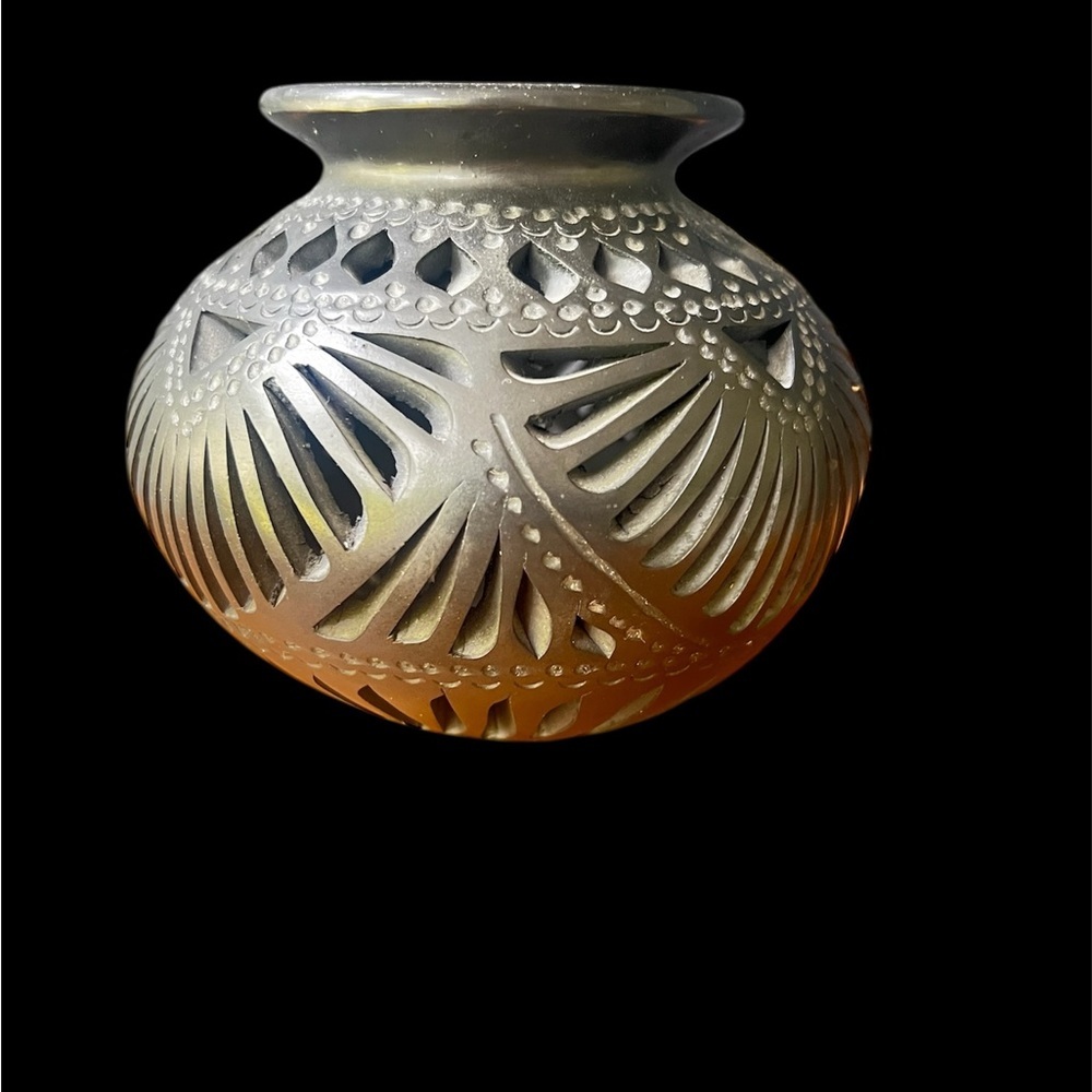 Elegant Carved Vase in Gradient Tones